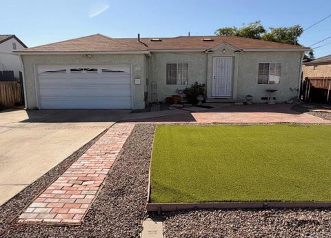 Photo of 122 Elder Avenue, Chula Vista, CA 91910 (MLS # NDP2609622)