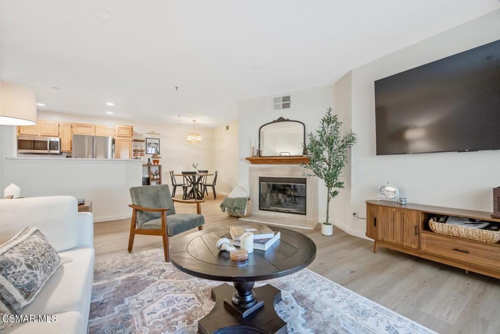 5837 Oak Bend Lane 310