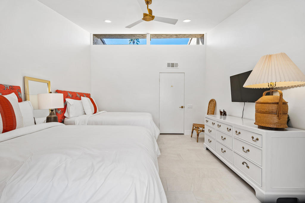 Ironwood Country Clu - Residential Lease