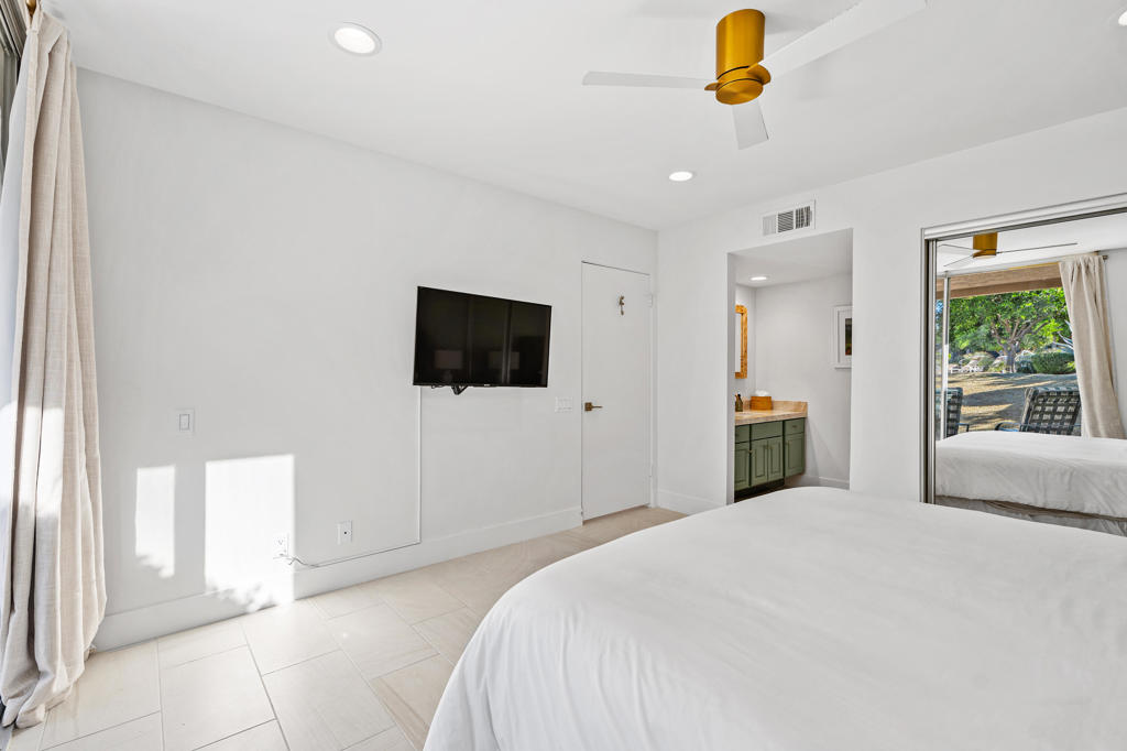 Ironwood Country Clu - Residential Lease