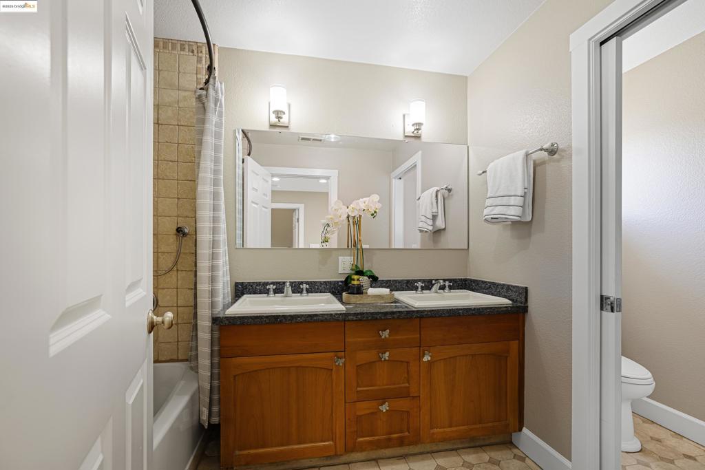 NORTH BERKELEY - Residential