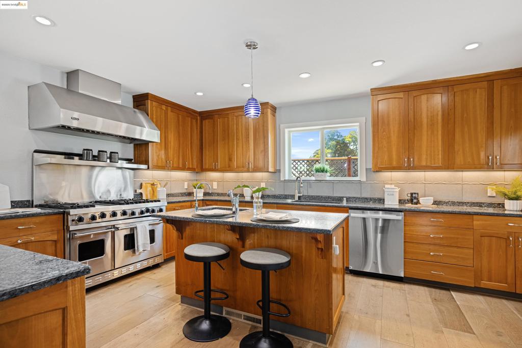 NORTH BERKELEY - Residential