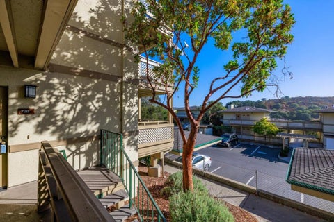 Photo of 720 Pheasant Ridge Road, Del Rey Oaks, CA 93940 (MLS # ML82061660)