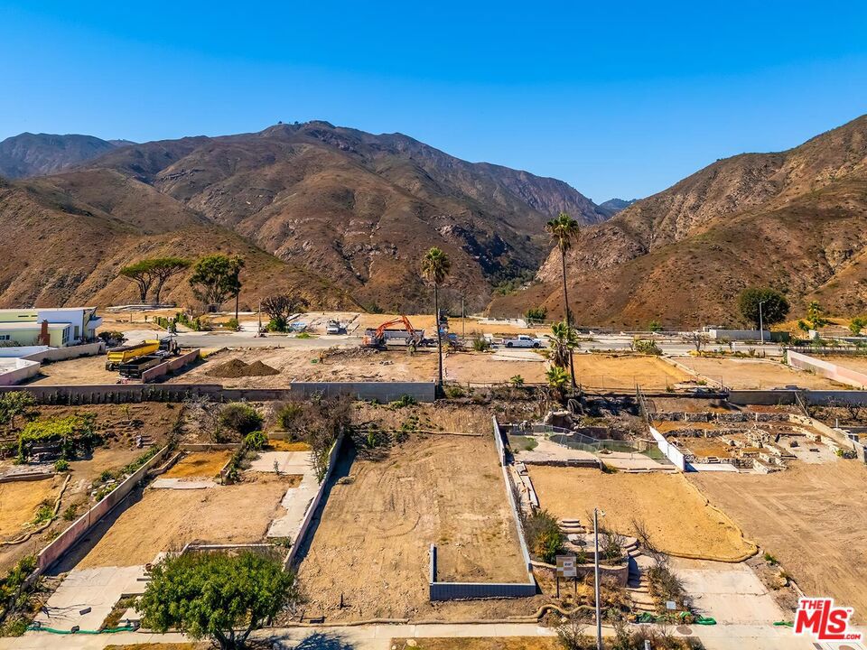 3735 Malibu Vista Drive