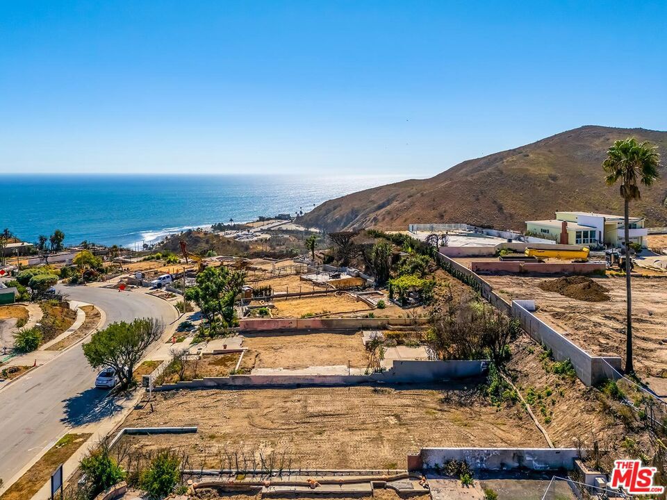 3735 Malibu Vista Dr, Malibu, CA 90265
