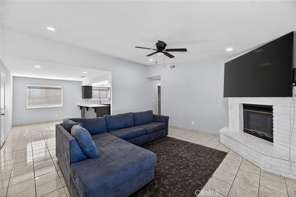 15505 Shadow Mountain Ln