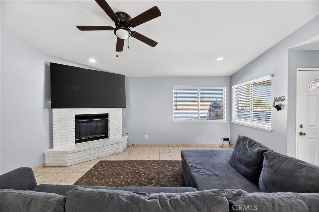 15505 Shadow Mountain Ln