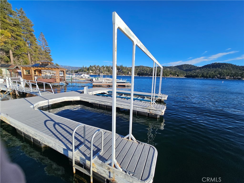 295 DOCK N 295 B