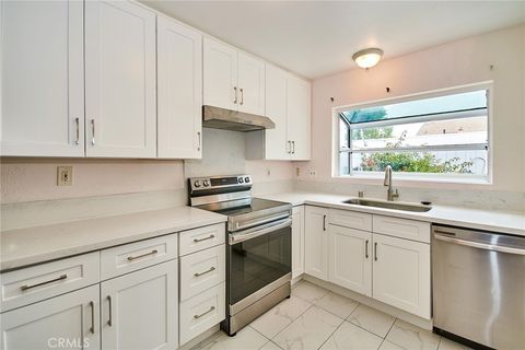 Photo of 23507 Twin Spring Ln, Diamond Bar, CA 91765 (MLS # TR26072789)