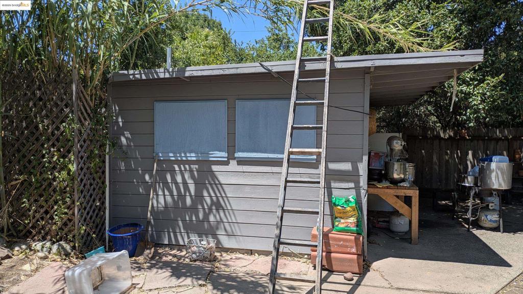FAIRFIELD - Residential
