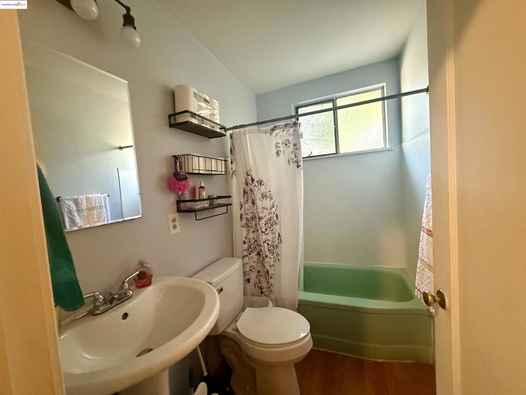 FAIRFIELD - Residential