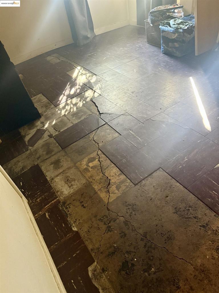 FAIRFIELD - Residential