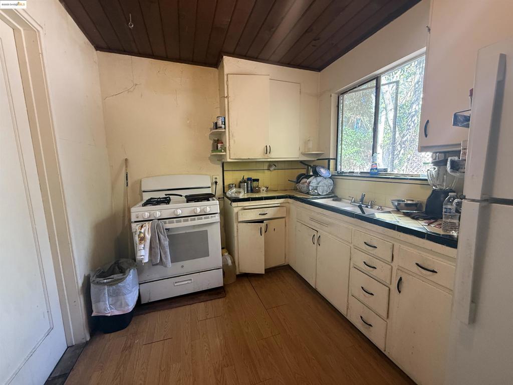 FAIRFIELD - Residential