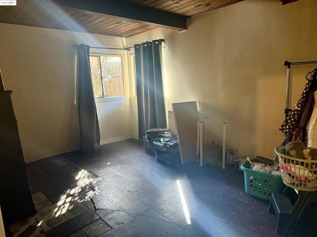 FAIRFIELD - Residential