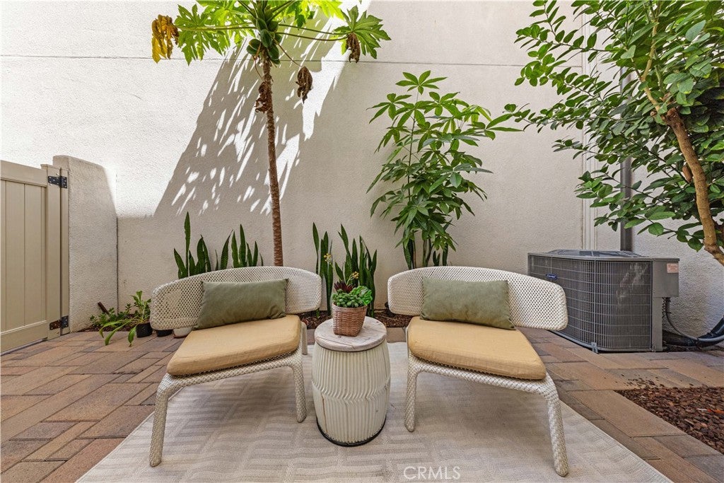 130 Modjeska, Irvine CA 92618 - Photo 16