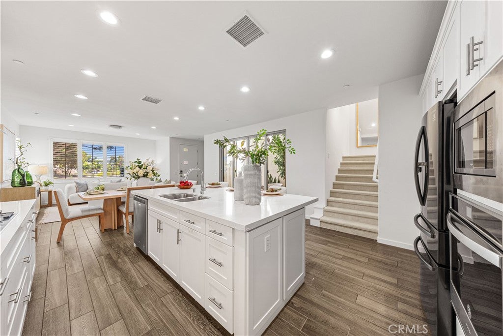 130 Modjeska, Irvine CA 92618 - Photo 13