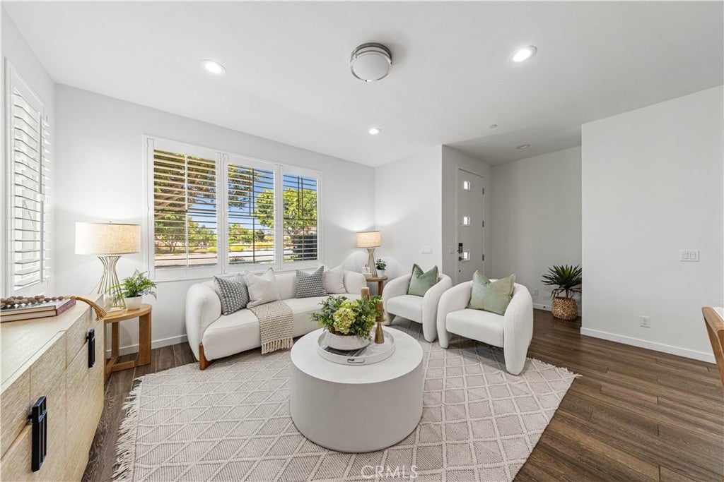 130 Modjeska, Irvine CA 92618 - Photo 8