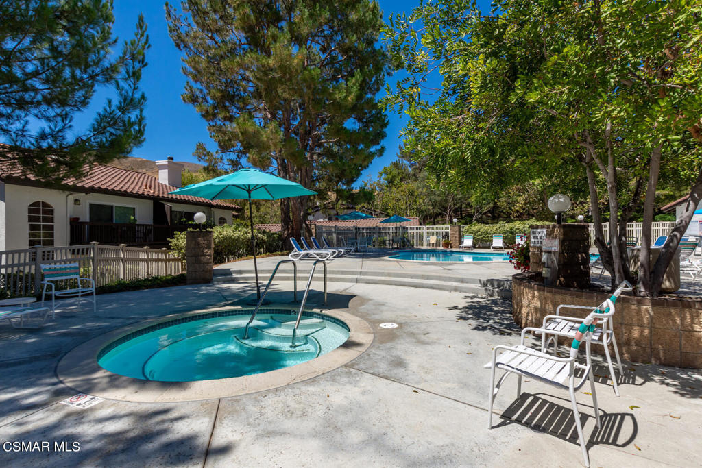 Shadow Oaks-318 - 1002882 - Residential