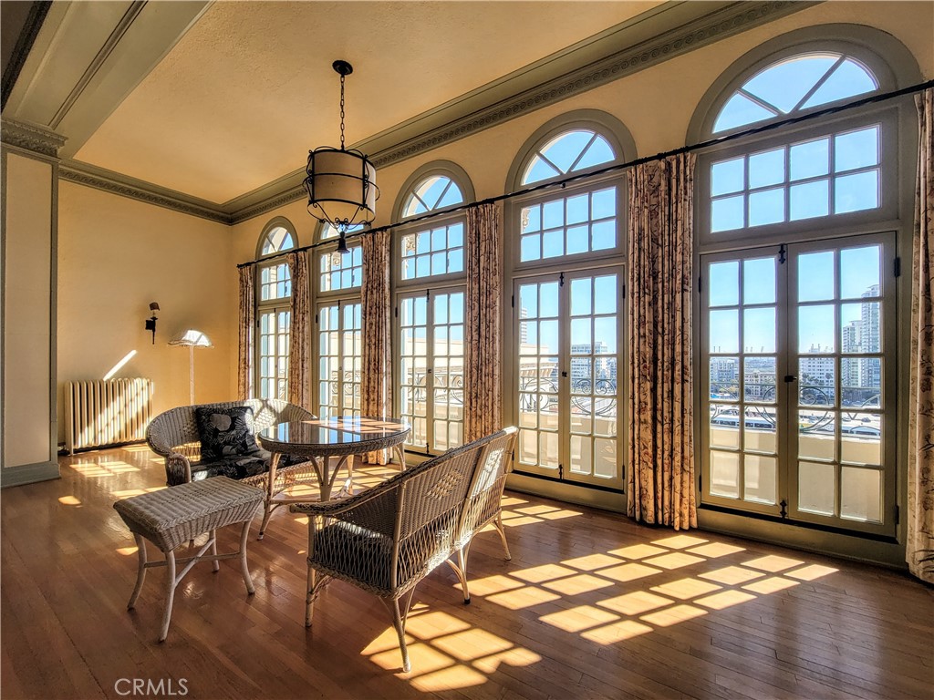 Downtown (DT) - Residential Lease