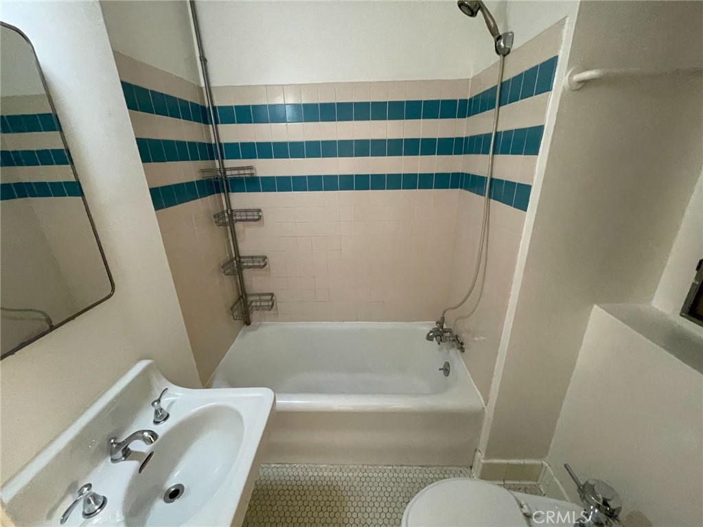Downtown (DT) - Residential Lease