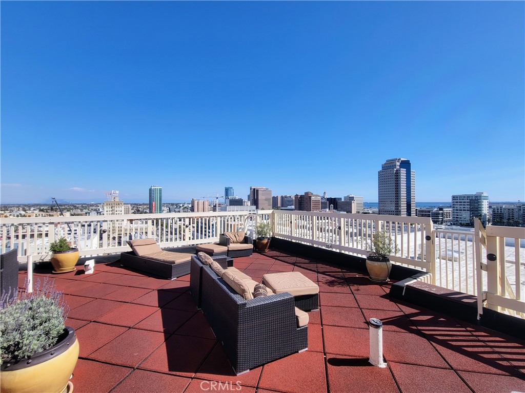 Downtown (DT) - Residential Lease