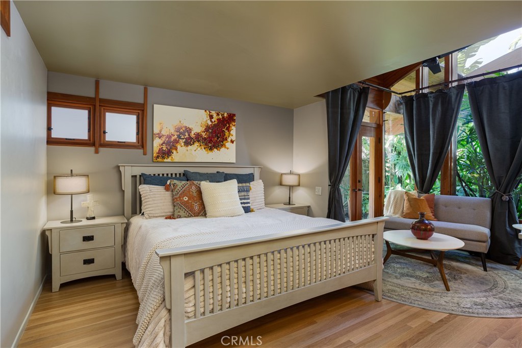 Corona del Mar South of PCH (CDMS) - Residential Lease