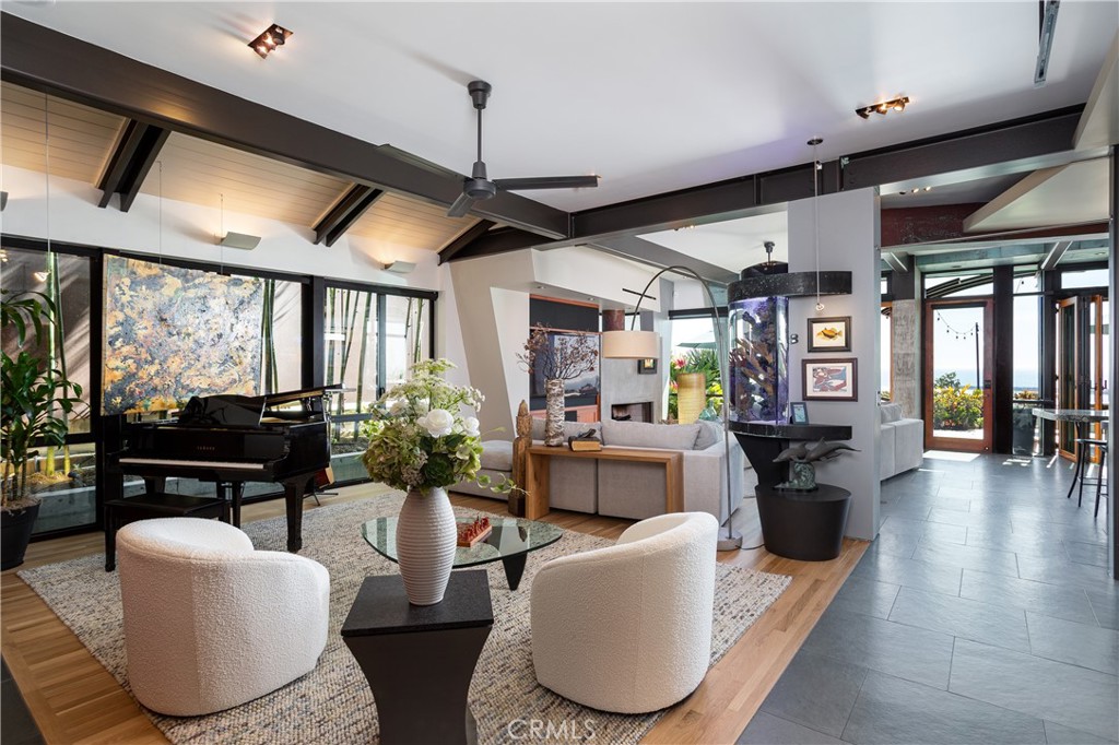Corona del Mar South of PCH (CDMS) - Residential Lease