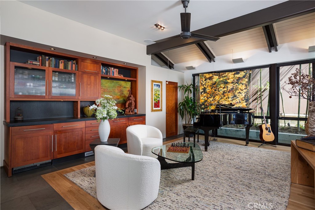 Corona del Mar South of PCH (CDMS) - Residential Lease