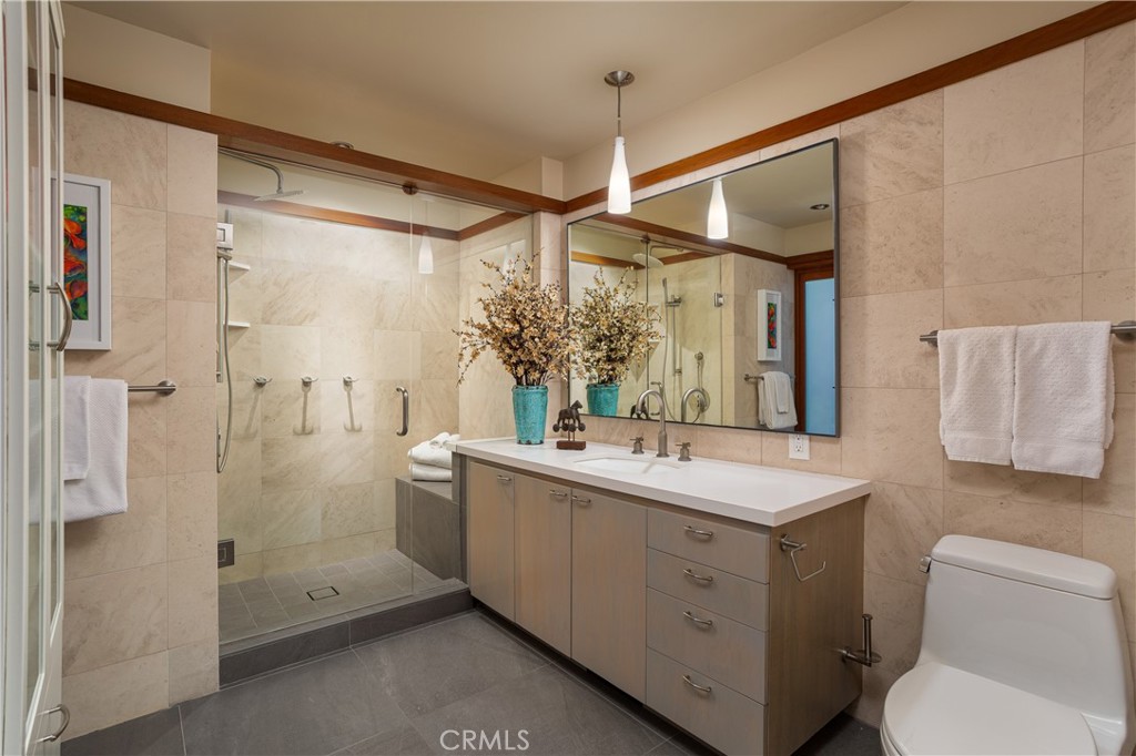Corona del Mar South of PCH (CDMS) - Residential Lease