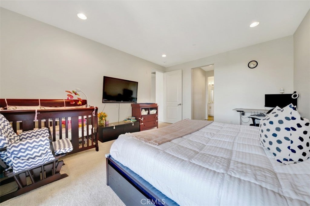 92 Capricorn, Irvine CA 92618 - Photo 20