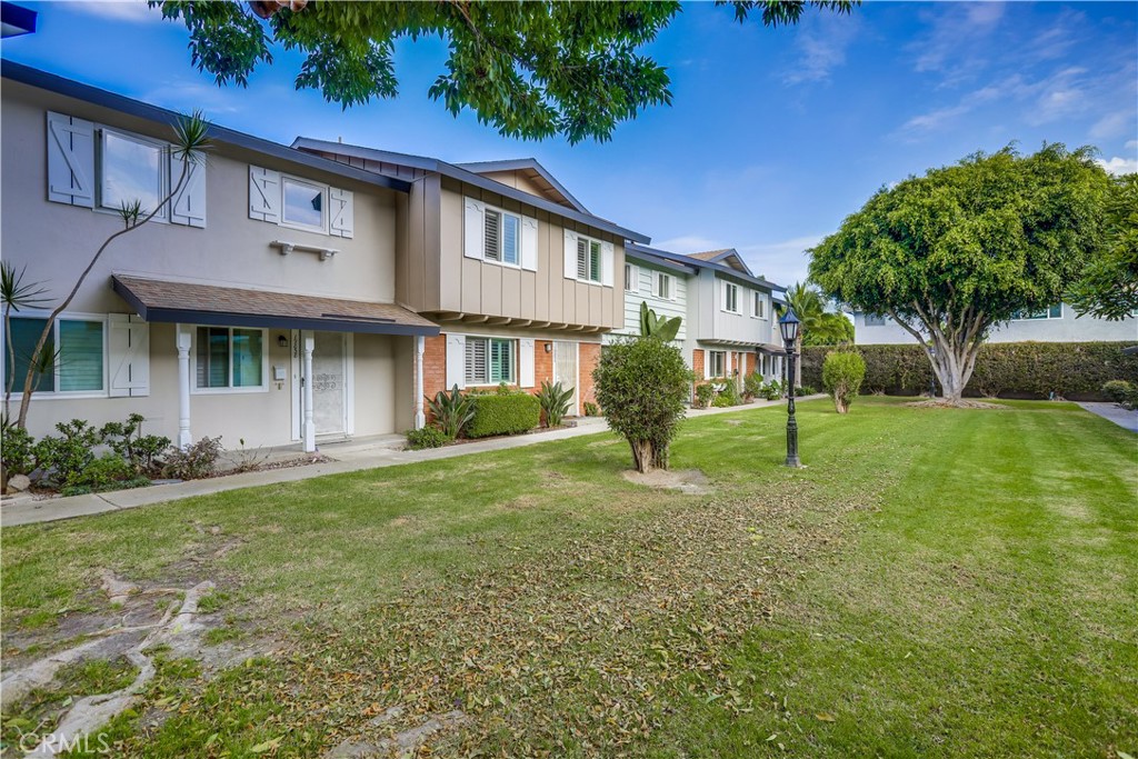 Village Townhomes (VGTH) - Residential Lease