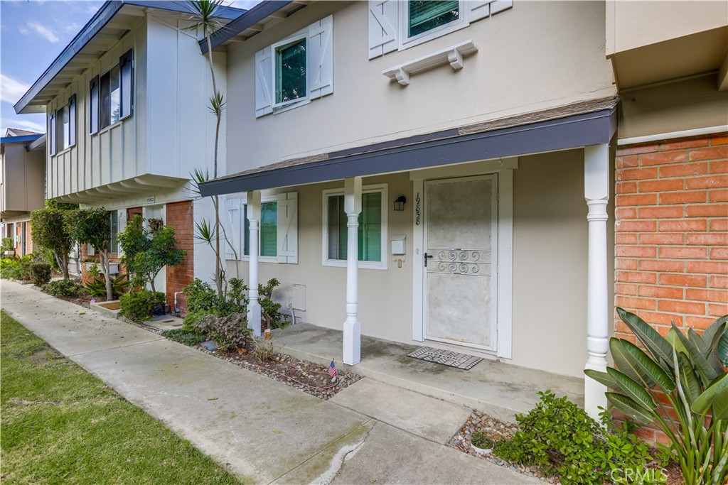 Village Townhomes (VGTH) - Residential Lease