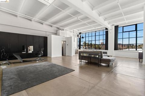 Photo of 4053 Harlan St St #313, Emeryville, CA 94608 (MLS # 41126906)