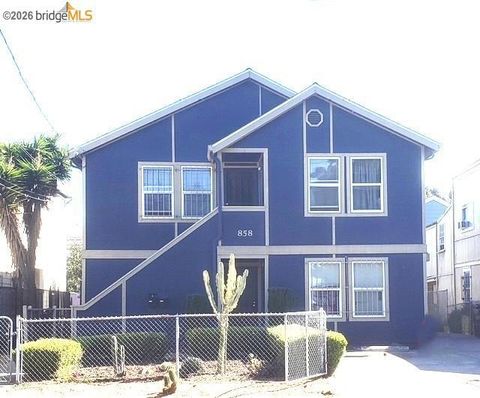 Photo of 858 858 Pine St, Oakland, CA 94607 (MLS # 41125663)