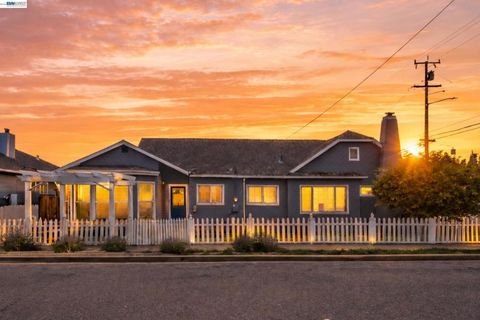 Photo of 3710 Smith St St, Union City, CA 94587 (MLS # 41131106)