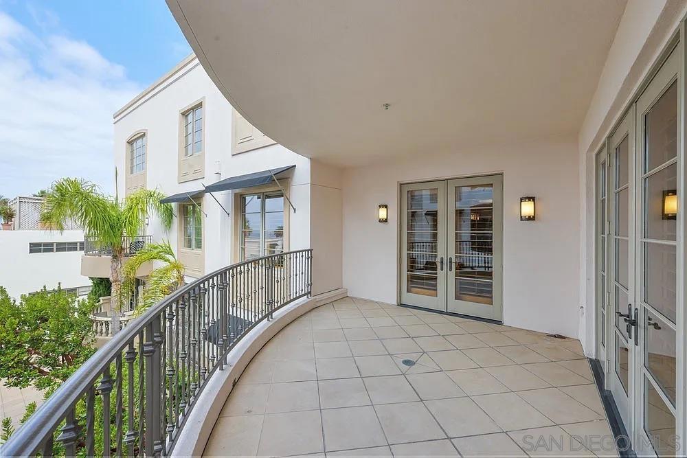 La Jolla - Residential Lease