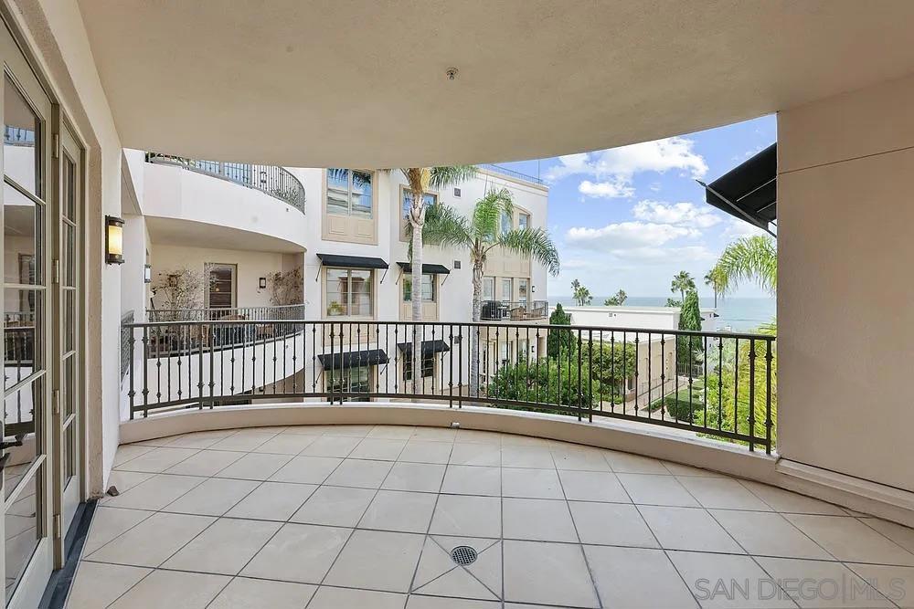 La Jolla - Residential Lease