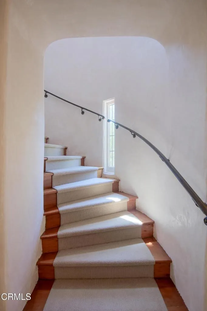 Ojai, California 93023, United States, 4 Bedrooms Bedrooms, ,4 BathroomsBathrooms,Residential,Active,215792