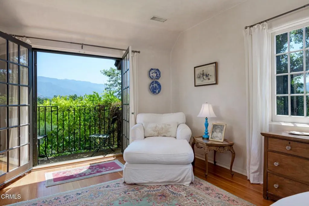 Ojai, California 93023, United States, 4 Bedrooms Bedrooms, ,4 BathroomsBathrooms,Residential,Active,215792