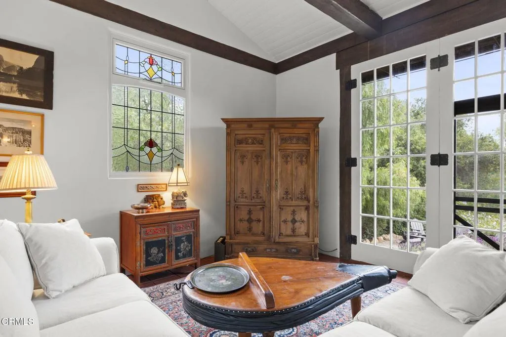 Ojai, California 93023, United States, 4 Bedrooms Bedrooms, ,4 BathroomsBathrooms,Residential,Active,215792