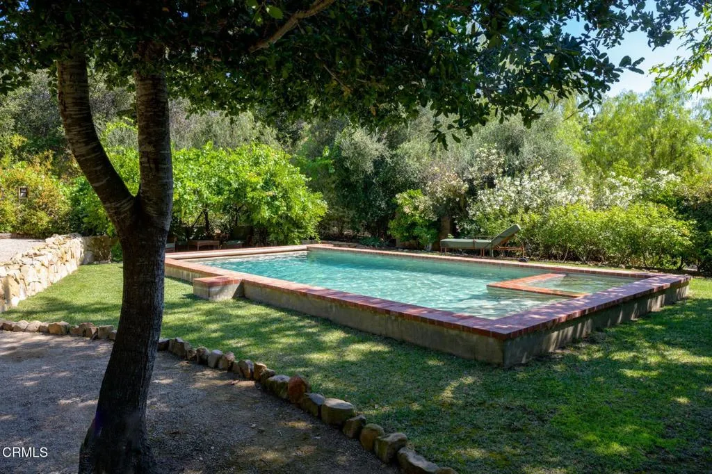 Ojai, California 93023, United States, 4 Bedrooms Bedrooms, ,4 BathroomsBathrooms,Residential,Active,215792