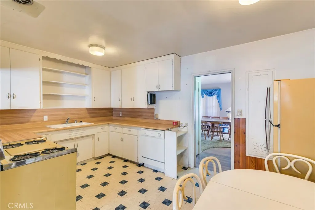 Hemet, California 92544, United States, 4 Bedrooms Bedrooms, ,3 BathroomsBathrooms,Residential,Active,149189