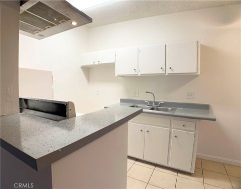 Photo of 1808 W Sumac Lane #7, Anaheim, CA 92804 (MLS # OC26042644)