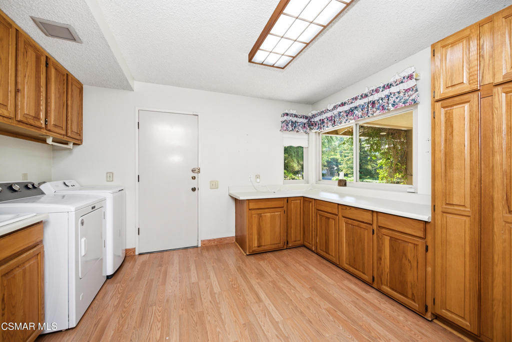 Los Robles Hills-621 - 621 - Residential