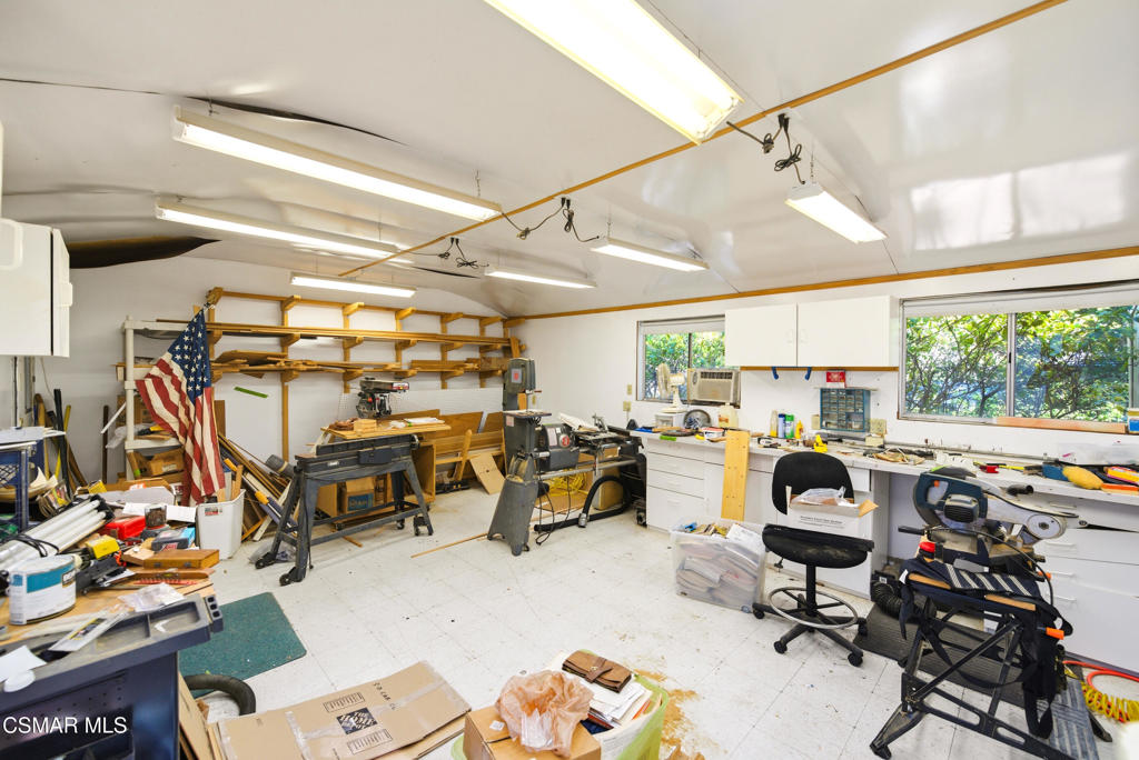 Los Robles Hills-621 - 621 - Residential