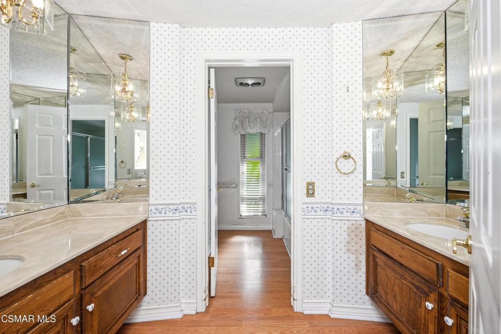 Los Robles Hills-621 - 621 - Residential