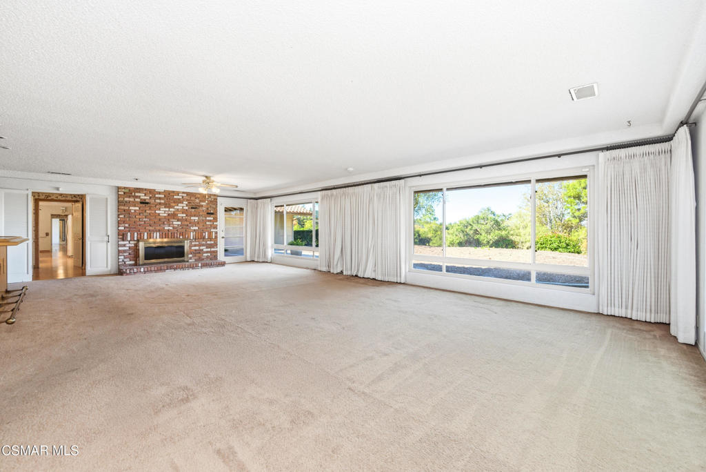 Los Robles Hills-621 - 621 - Residential