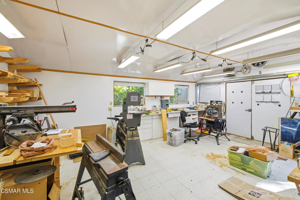 Los Robles Hills-621 - 621 - Residential