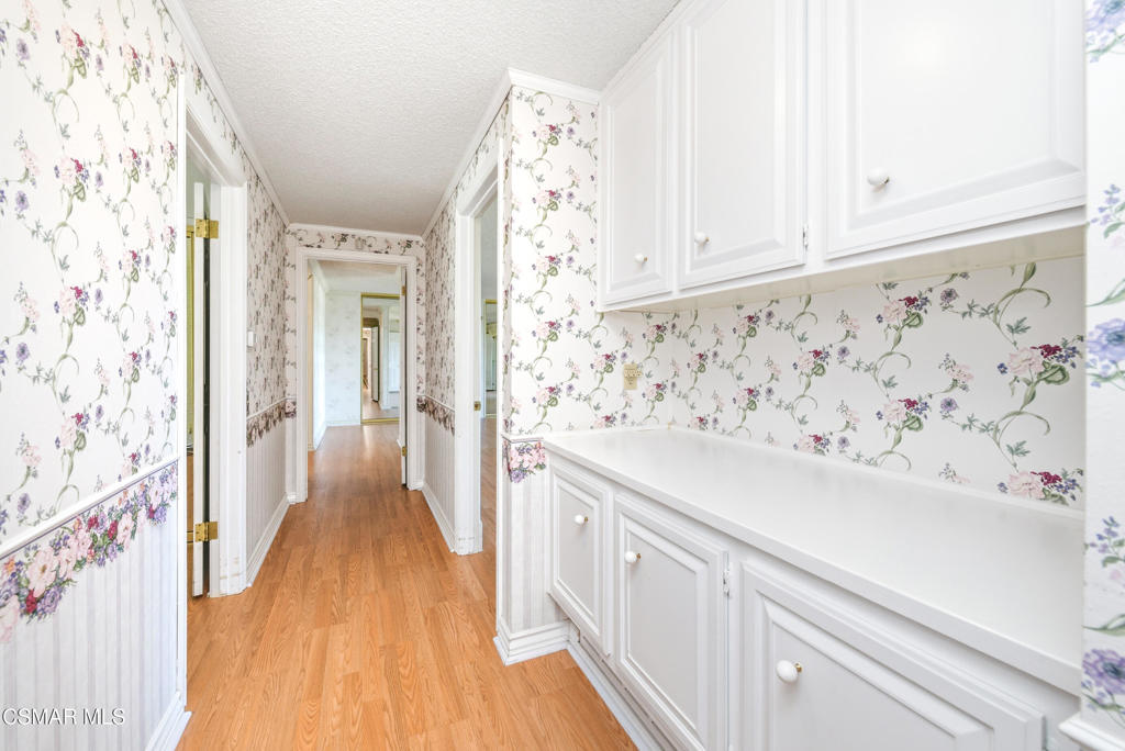 Los Robles Hills-621 - 621 - Residential