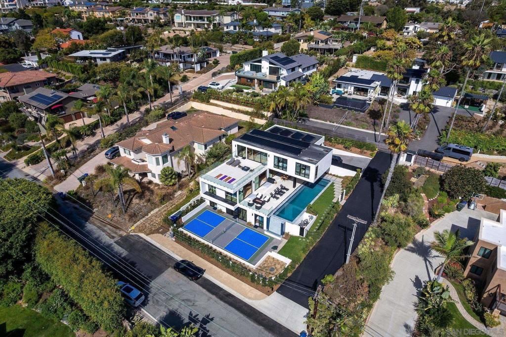 Photo of 1605 Burgundy Rd, Encinitas, CA 92024 (MLS # 250042157SD)
